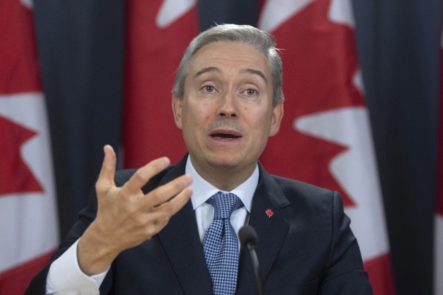 Ottawa tente de régulariser le statut des Canadiens coincés à l'étranger
