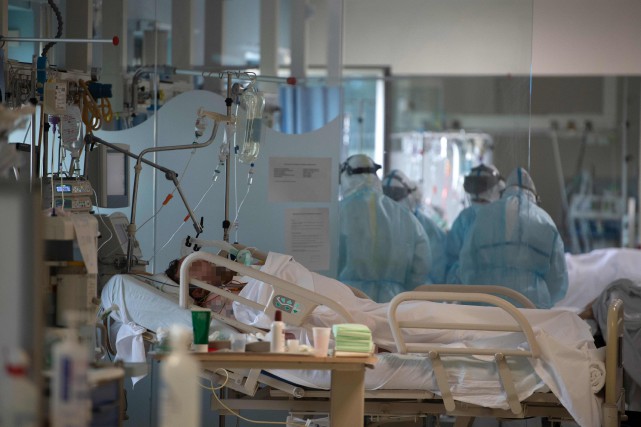 Plus de 2,25 millions de cas de COVID-19 dans le monde
