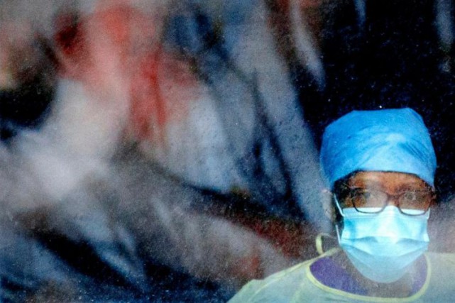 Au moins 4000 travailleurs de la santé infectés