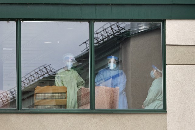 9500 personnes absentes du réseau de la santé québécois