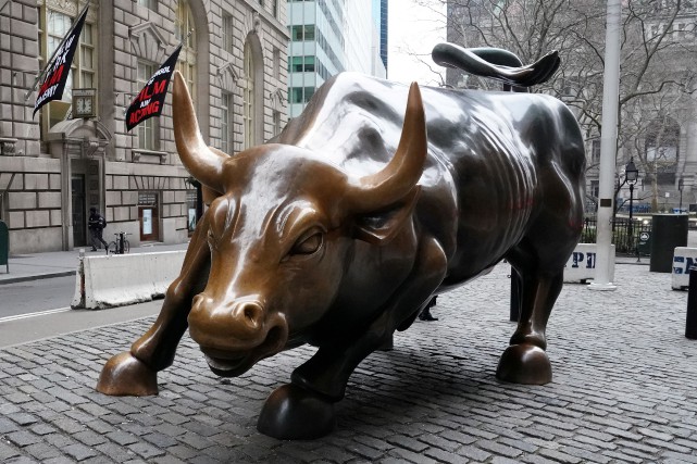 Wall Street démarre en trombe, début d'une semaine riche en résultats d'entreprises