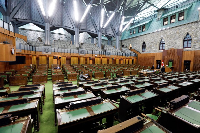 Les partis d'opposition à Ottawa prennent diverses voies pour se démarquer