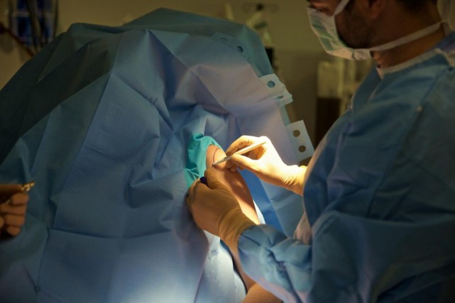 Chirurgies: les cliniques privées pourraient contribuer à la reprise