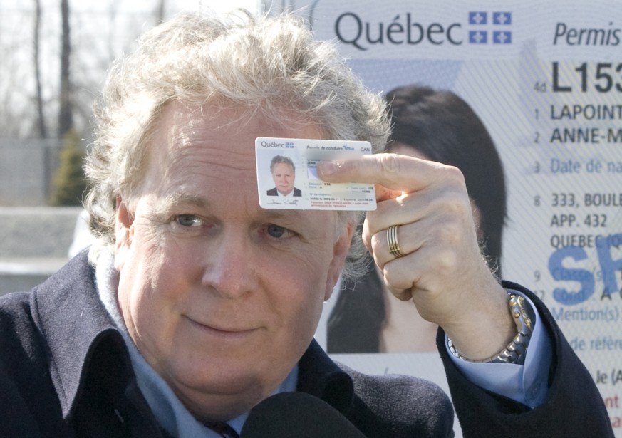 Quebec Lance Le Permis De Conduire A Puce La Presse