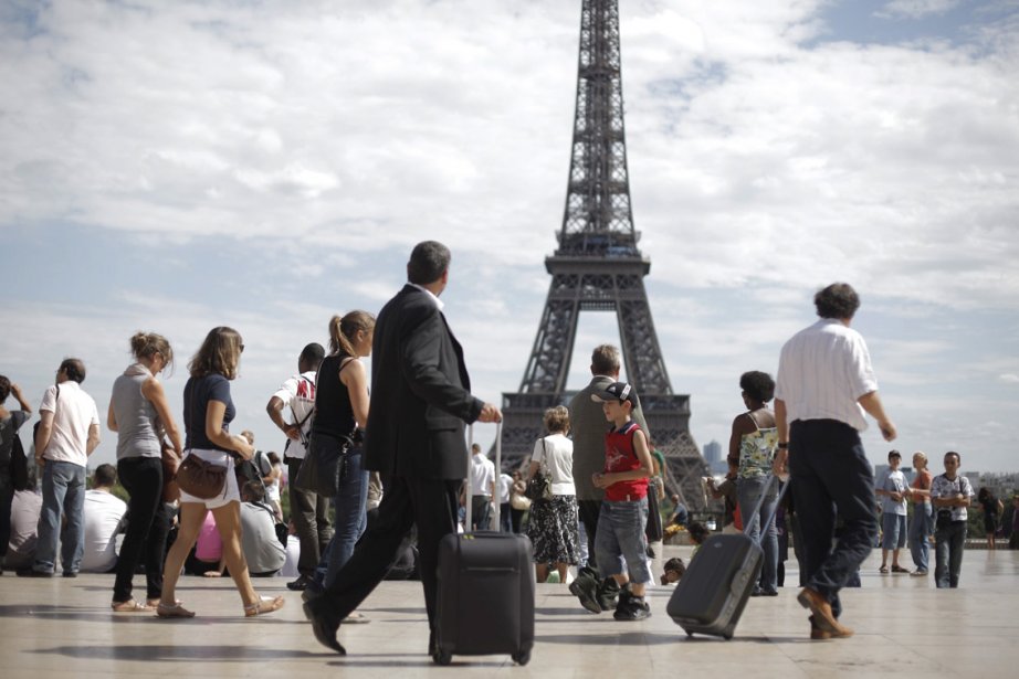 После эпидемии COVID-19 туристический бизнес Франции возрождается.