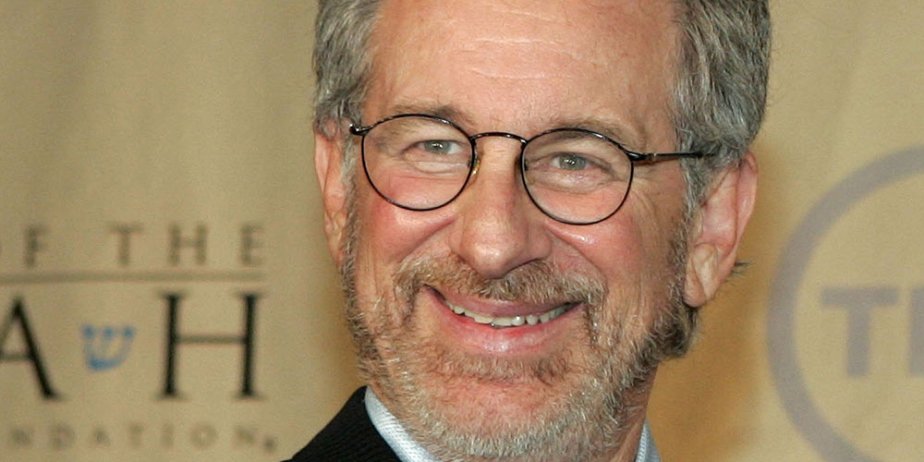 Steven Spielberg... (AP)