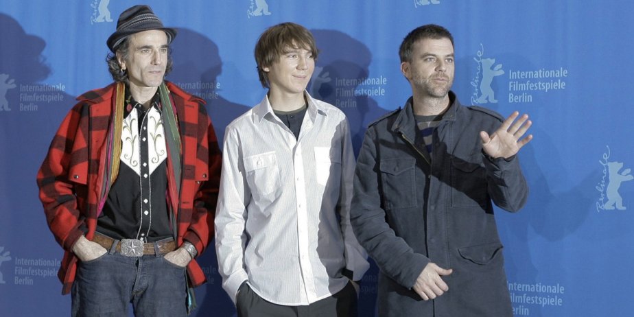 Les acteurs Daniel Day-Lewis et Paul Dano accompagnent... (AP)