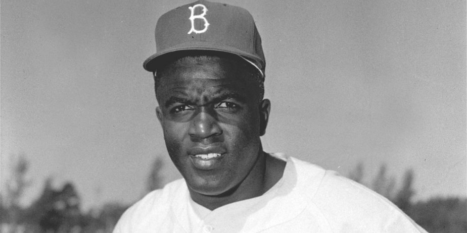 Jackie Robinson en 1956.... (AP)
