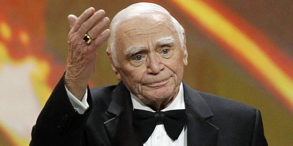 Ernest Borgnine, la corpulente vedette du cinéma connu pour ses... (Reuters)
