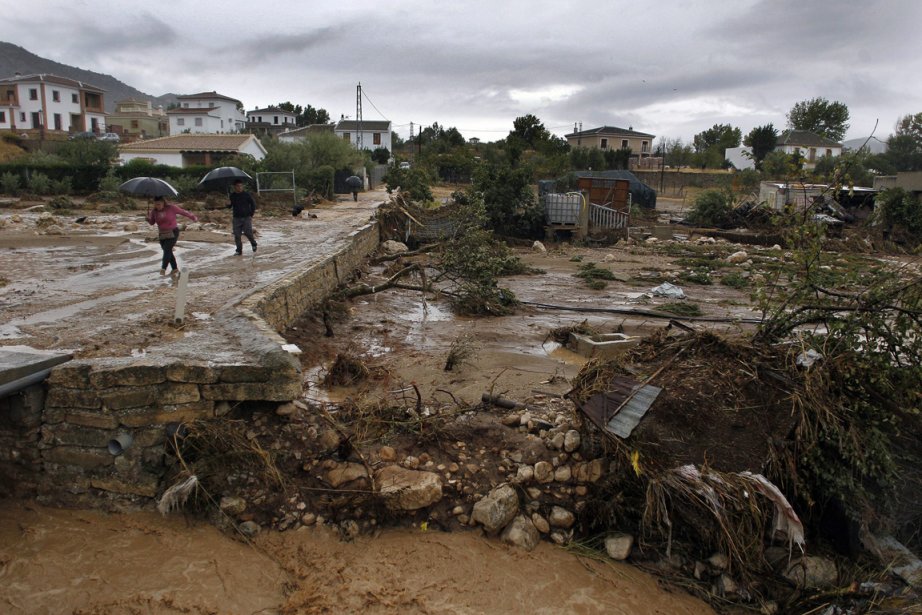 Inondations Dans Le Sud De L'Espagne: Dix Morts | La Presse