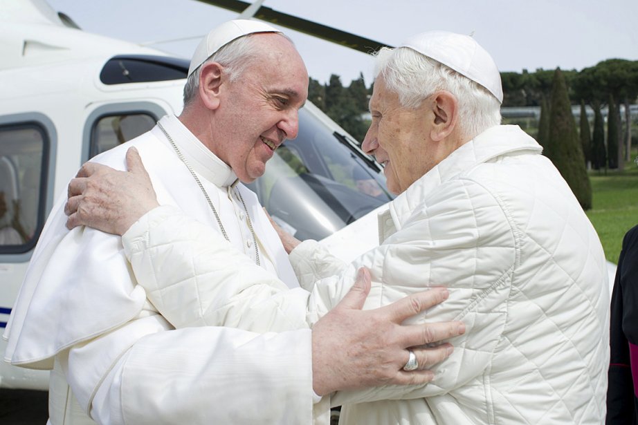 rencontre papale inédite entre françois et benoît xvi