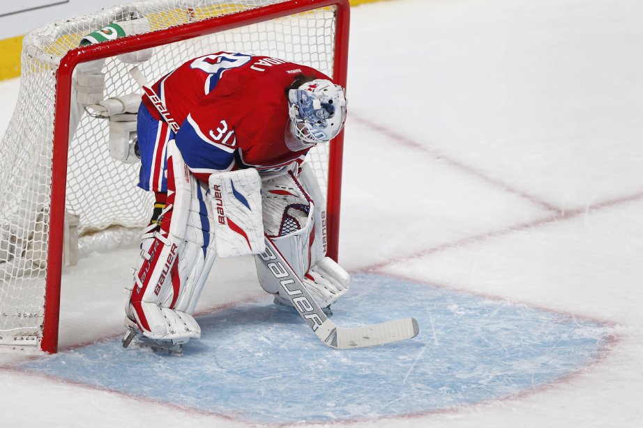 Peter Budaj la mine basse après la défaite... (Photo Robert Skinner)