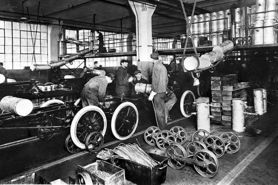 Ford: la chaîne de montage a 100 ans | La Presse