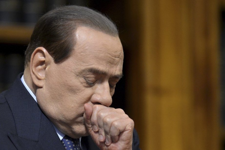 Berlusconi interdit d'exercer un mandat public pendant ...
