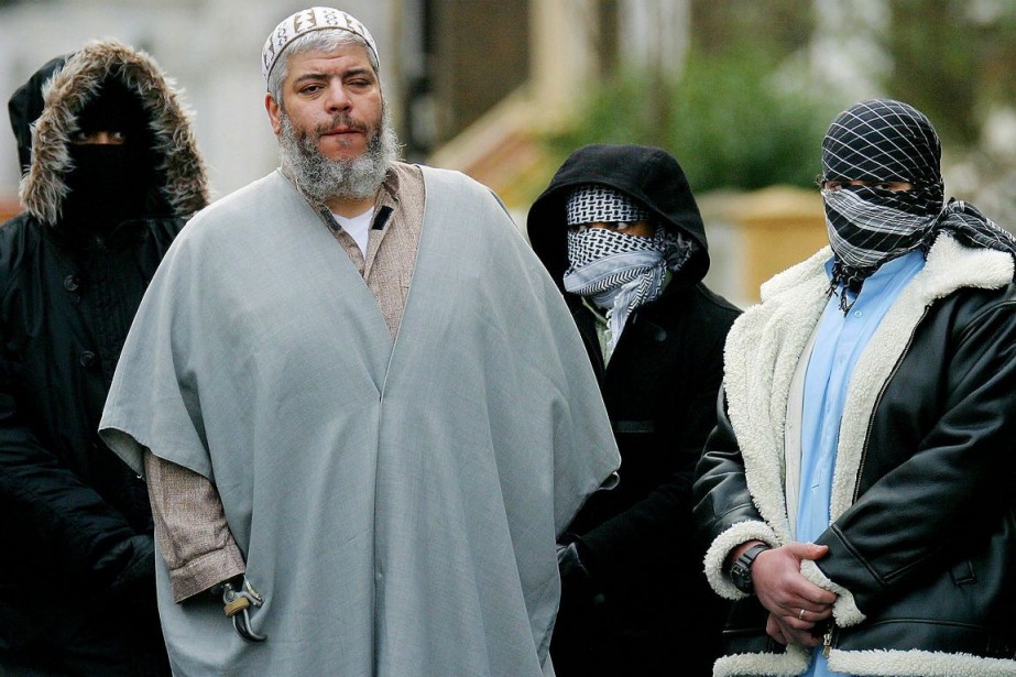 Abou Hamza : l’imam radical pourrit dans une prison aux États-Unis et « perd ses dents »