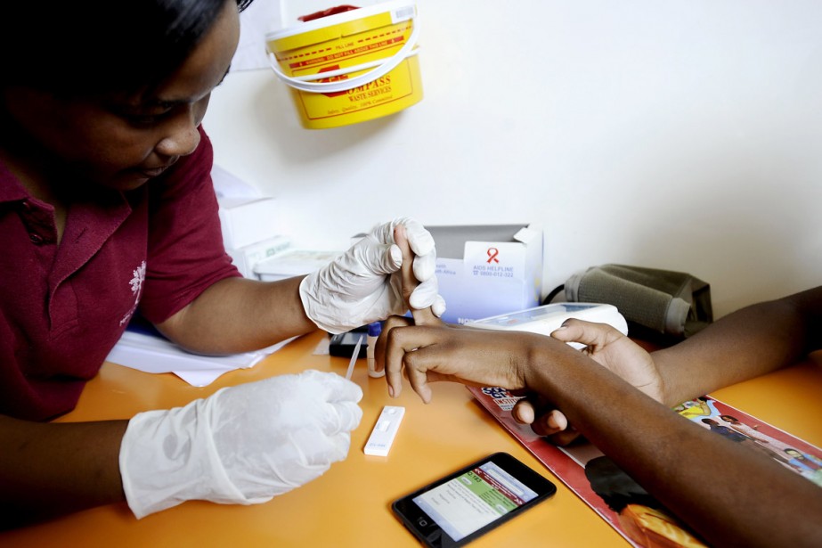 Des tests de dépistage du sida pour tous les Sud-Africains | La Presse