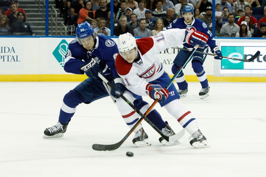 Brendan Gallagher et Vladislav Namestnikov bataillent pour la... (PHOTO KIM KLEMENT, ARCHIVES USA TODAY)