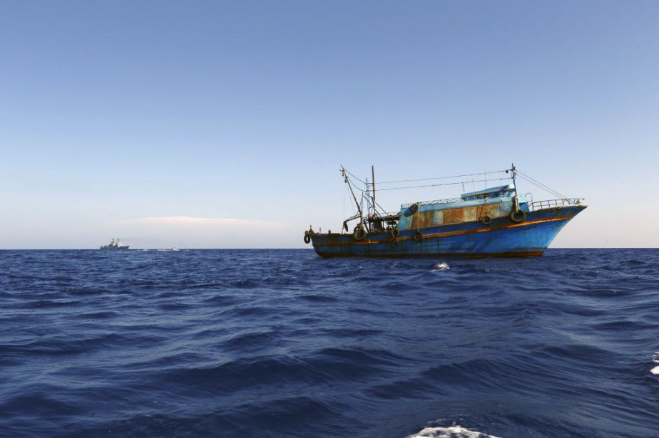 Méditerranée: Opération Délicate Mais Réussie Pour Secourir Un Bateau ...