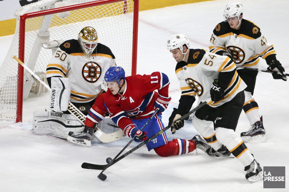 Brendan Gallagher bataille ferme avec Adam McQuaid devant... (PHOTO ROBERT SKINNER, LA PRESSE)