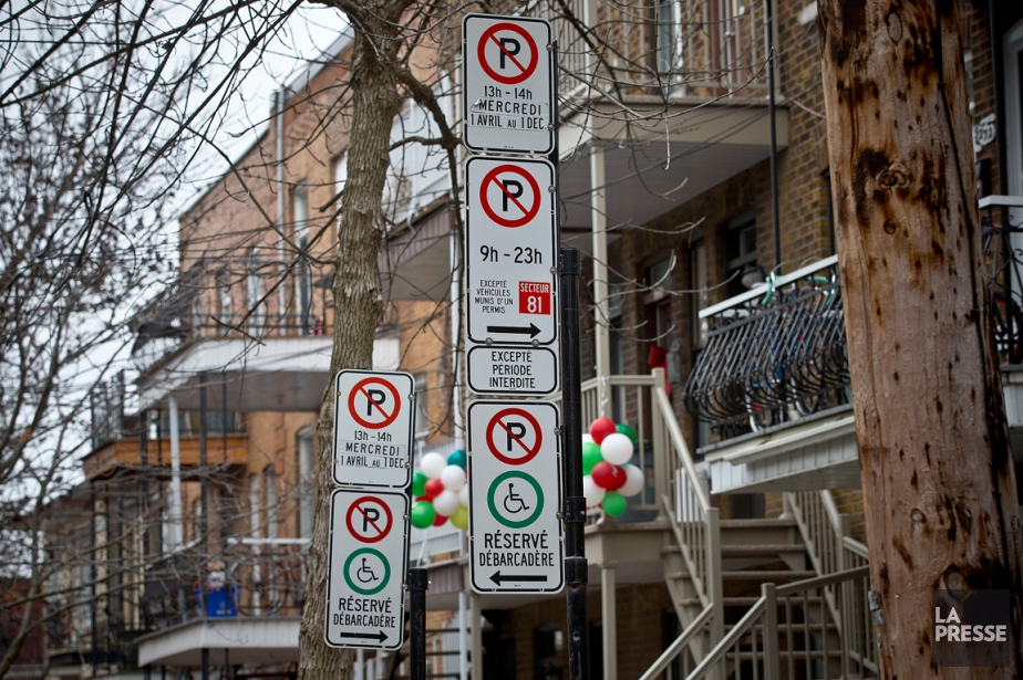 Stationnement Coderre Assure Que La Signalisation Sera Amelioree La Presse