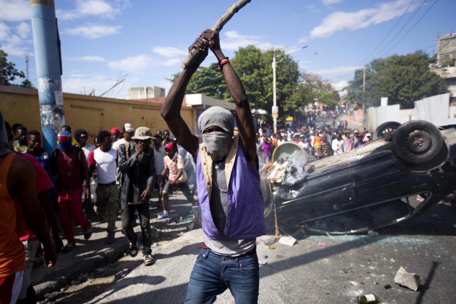 RÃ©volte contre le prÃ©sident en HaÃ¯ti: chaos dans les rues