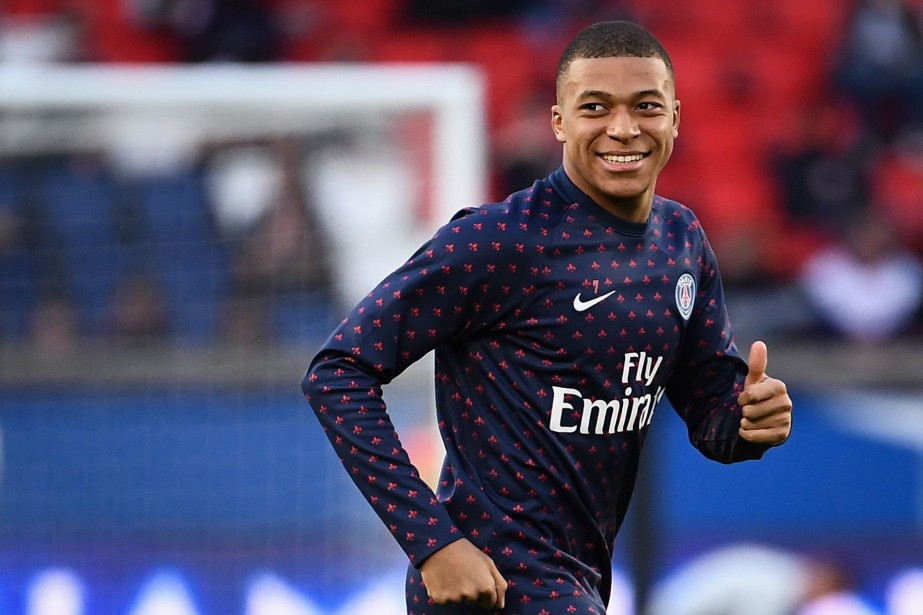 Kylian Mbappe / Kylian Mbappé râleur : Un ancien arbitre balance sur